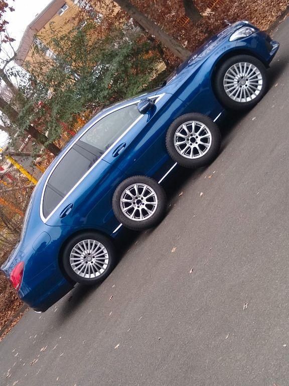 Gebraucht Mercedes C200 Edition 184 PS (135 kW) 2016 Blau Limousine