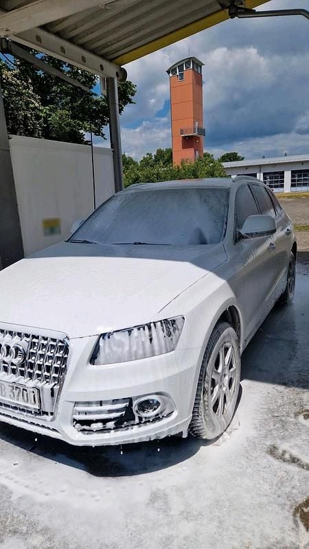 Second-hand Audi Q5 163 CP (119 kW) 2016 Alb SUV