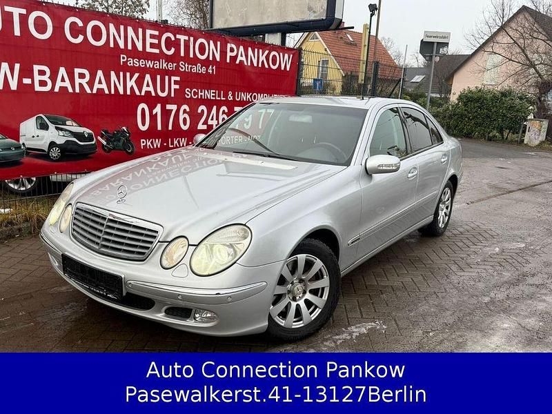 Silber Gebraucht 2002 Mercedes E320 Elegance Limousine | 4.790 € (Superpreis) - Bild 1/4