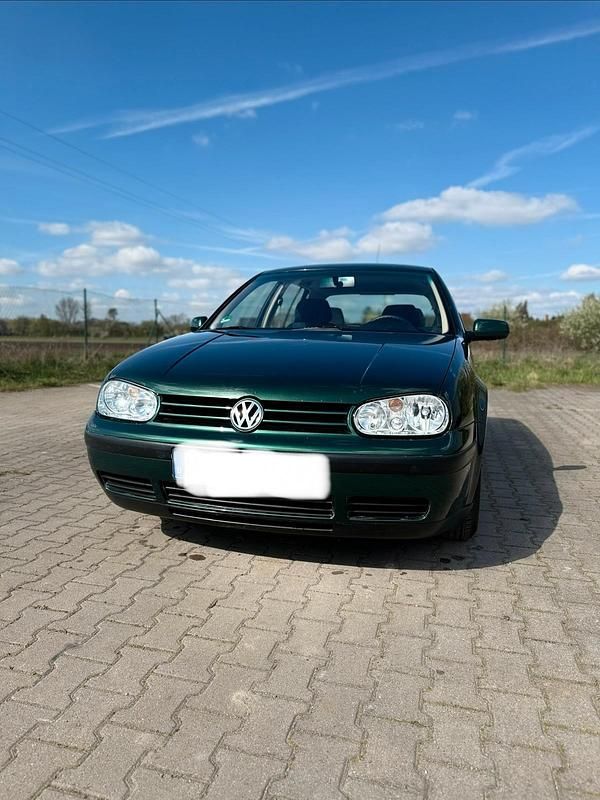 Gebraucht VW Golf IV 75 PS (55 kW) 1998 Grün Kleinwagen