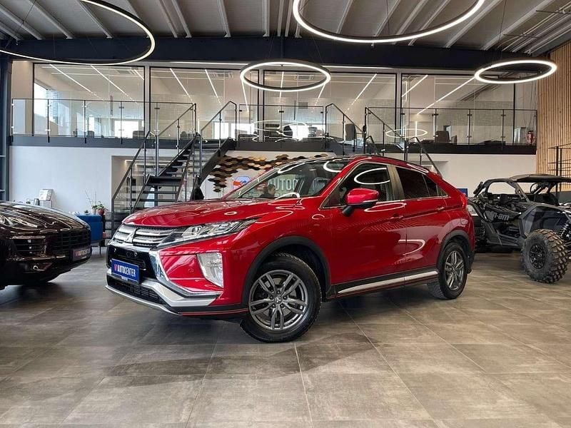 Dynamik rot (d) Gebraucht 2018 Mitsubishi Eclipse Cross Top SUV | 14.999 € (Fairer Preis) - Bild 1/4