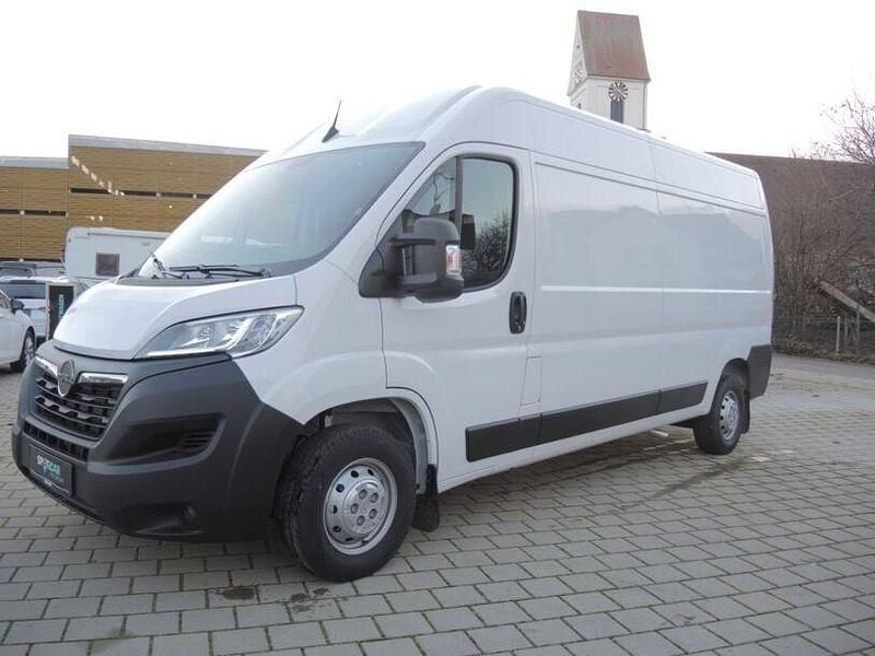 Eis weis Gebraucht 2022 Opel Movano Edition Van | 33.500 € - Bild 1/4