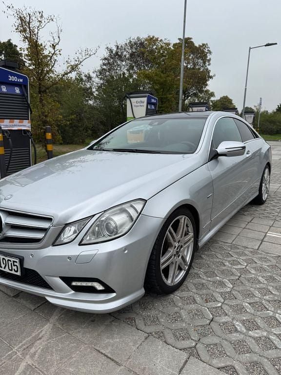 Gebraucht Mercedes E350 AMG 292 PS (214 kW) 2009 Grau Coupé