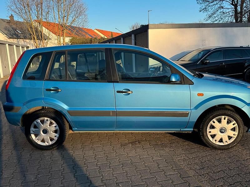 Gebraucht Ford Fusion Style 80 PS (58 kW) 2009 Blau Kleinwagen