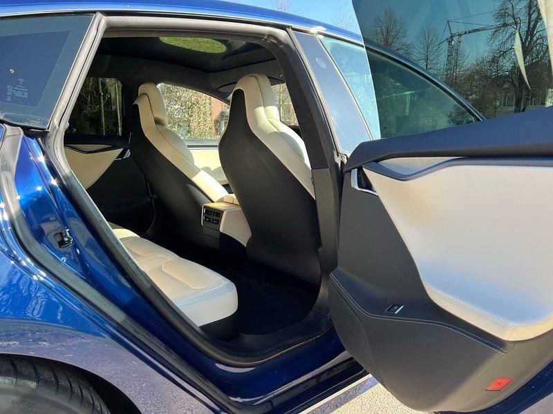 Gebraucht Tesla Model S 386 kW (525 PS) 2019 Blau Kleinwagen
