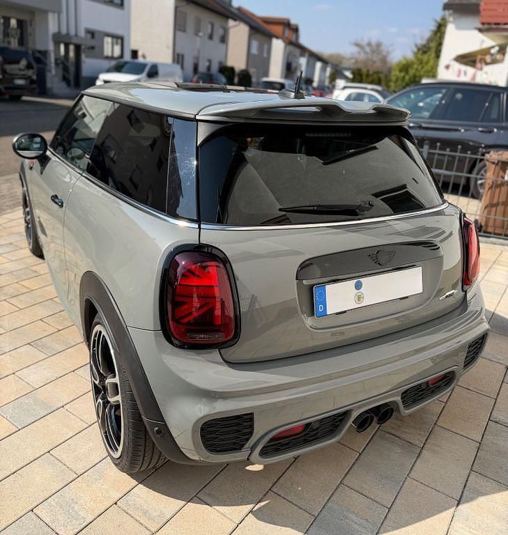 Gebraucht Mini John Cooper Works 231 PS (169 kW) 2017 Grau Kleinwagen