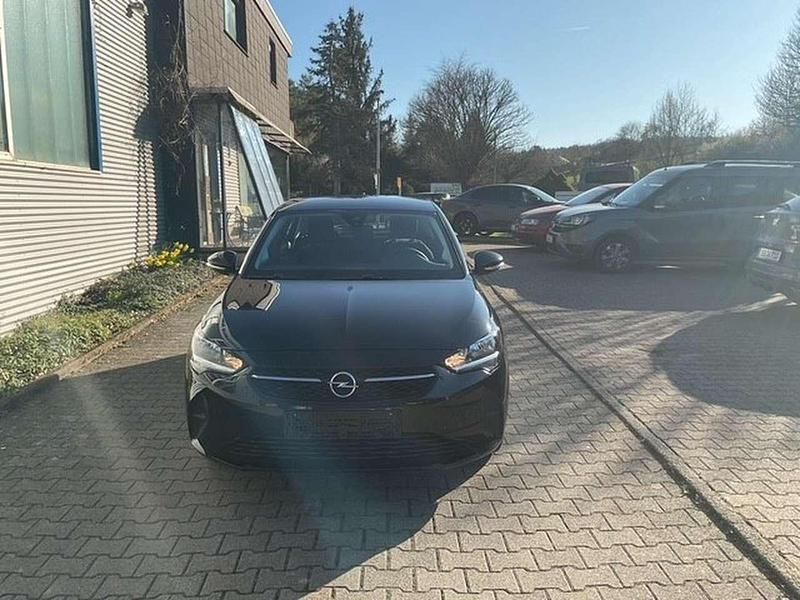 Gebraucht Opel Corsa Edition 75 PS (55 kW) 2023 Lackierung schwarz perla nera/typ aussenverkleidung lackierungmetallic Kombi