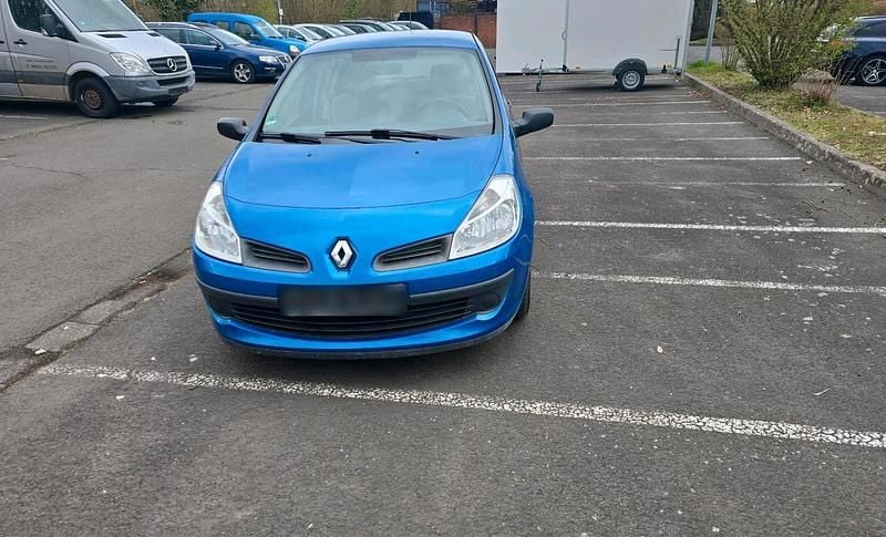 Gebraucht Renault Clio II 75 PS (55 kW) 2006 Blau Kleinwagen