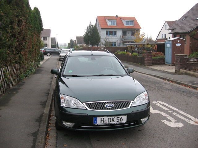 Gebraucht Ford Mondeo 131 PS (96 kW) 2003 Grün Kombi