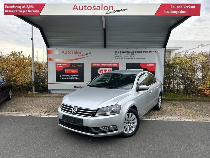 Gebraucht VW Passat Comfortline 105 PS (77 kW) 2011 Silber Limousine