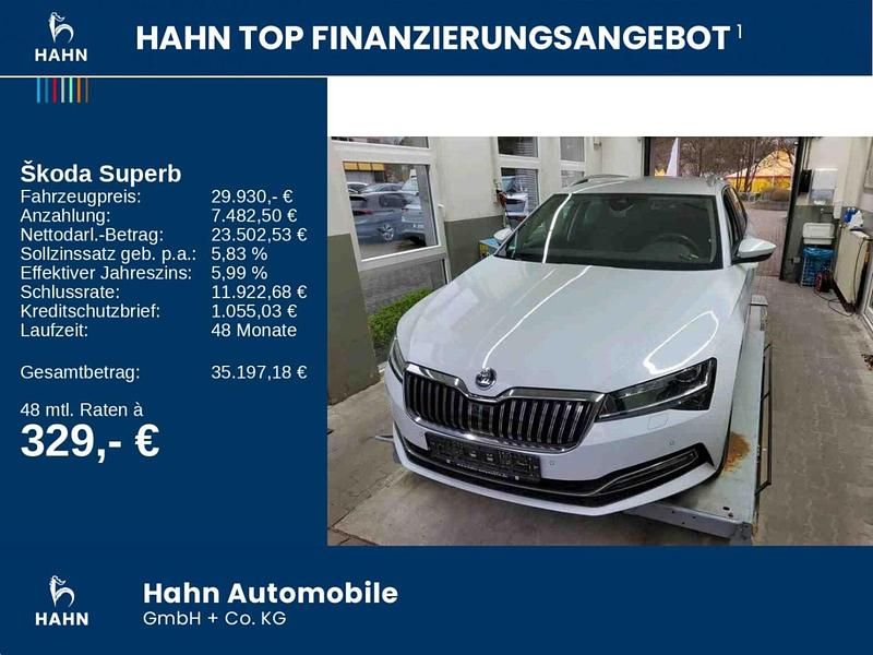 Gebraucht Skoda Superb Style 200 PS (147 kW) 2023 Moonweiss metallic Kombi