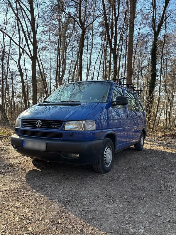 Gebraucht VW T4 88 PS (64 kW) 2000 Blau Van