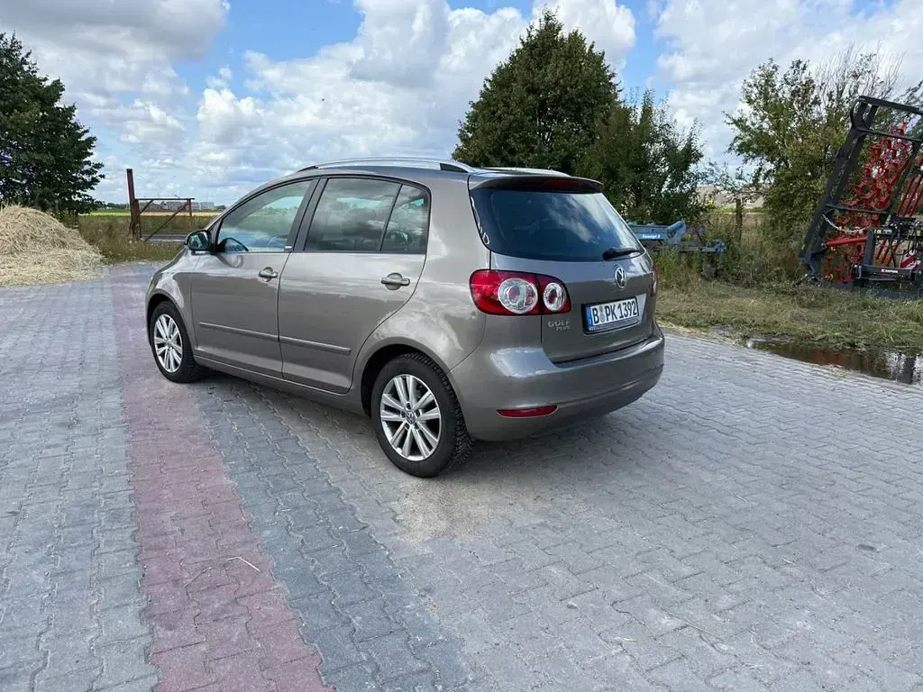 Gebraucht VW Golf Plus Style 80 PS (58 kW) 2011 Braun Van / Kleinbus