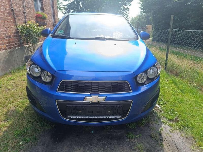 Blau Gebraucht 2011 Chevrolet Aveo LT Limousine | 3.890 € (Fairer Preis) - Bild 1/4