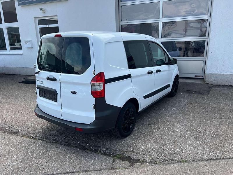 Gebraucht Ford Transit Trend 75 PS (55 kW) 2019 Frostweiß Van / Kleinbus