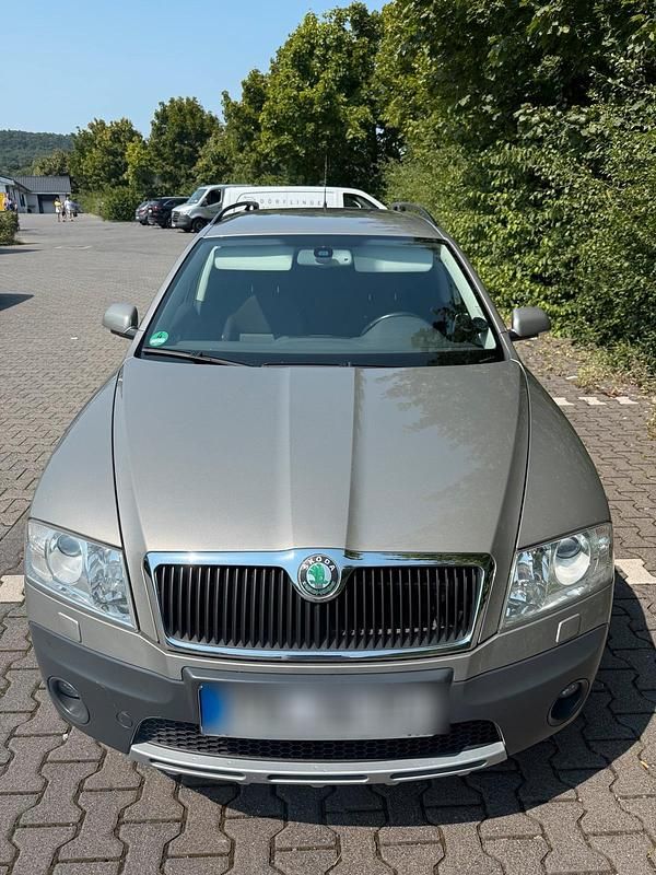 Gebraucht 2007 Skoda Octavia Scout Kombi | 5.500 € (Fairer Preis) - Bild 1/4