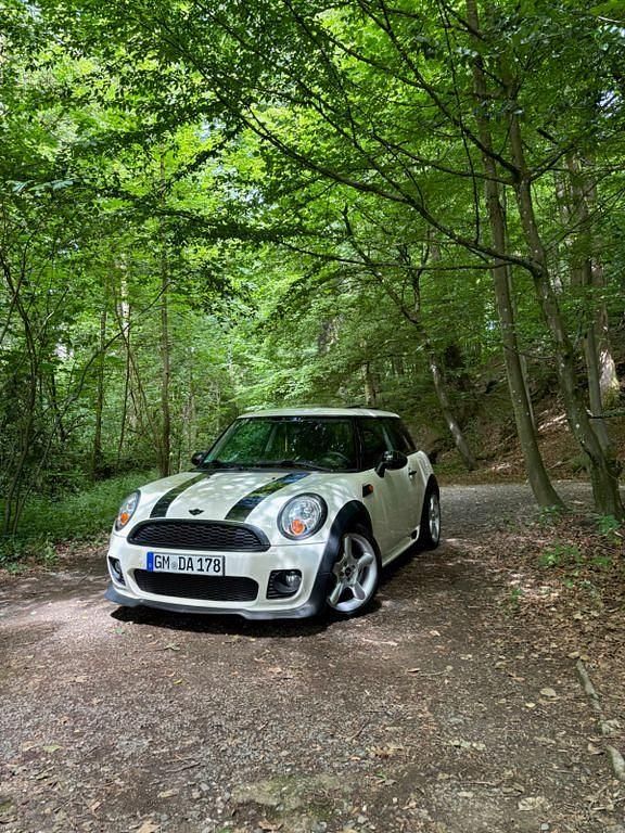 Second-hand Mini ONE 95 CP (69 kW) 2007 Alb Hatchback