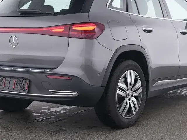 Gebraucht Mercedes EQA250 139 kW (190 PS) 2025 SUV