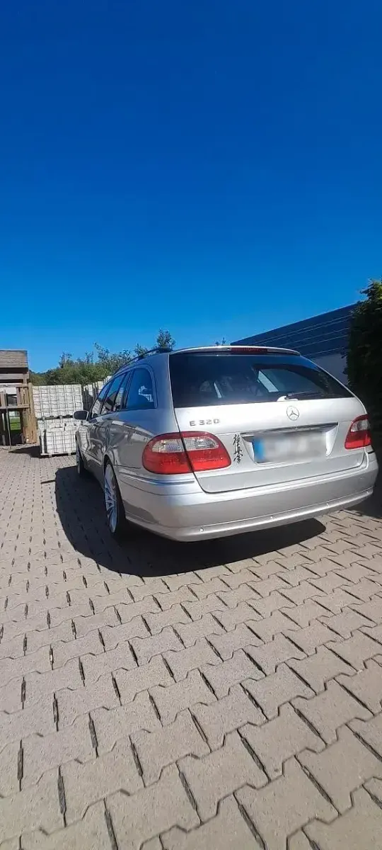 Gebraucht Mercedes E320 224 PS (164 kW) 2005 Silber Kombi