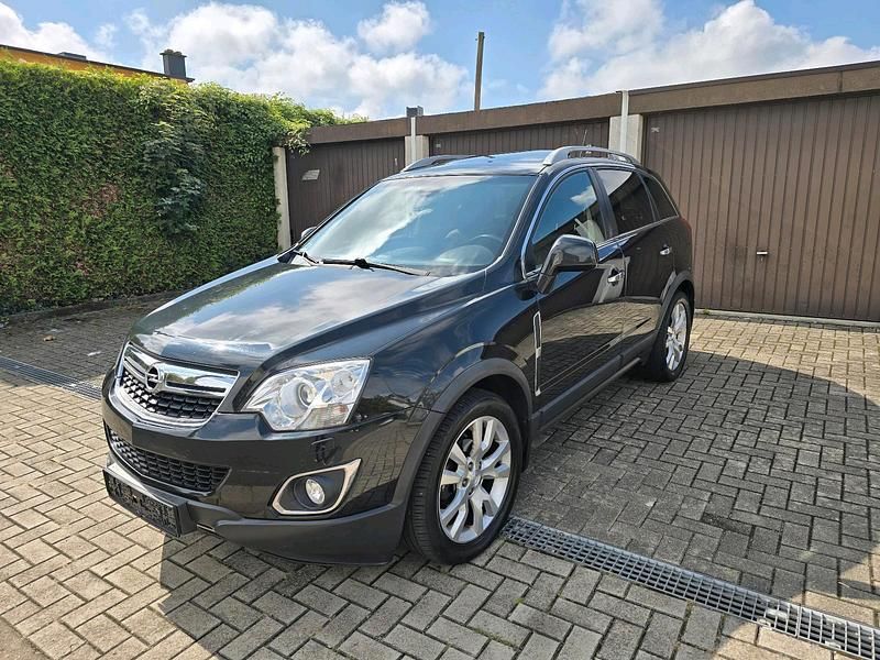 Schwarz Gebraucht 2015 Opel Antara SUV | 7.000 € (Etwas zu teuer) - Bild 1/4