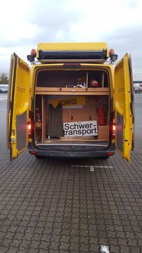 Gebraucht Mercedes Sprinter 163 PS (119 kW) 2010 Gelb Van