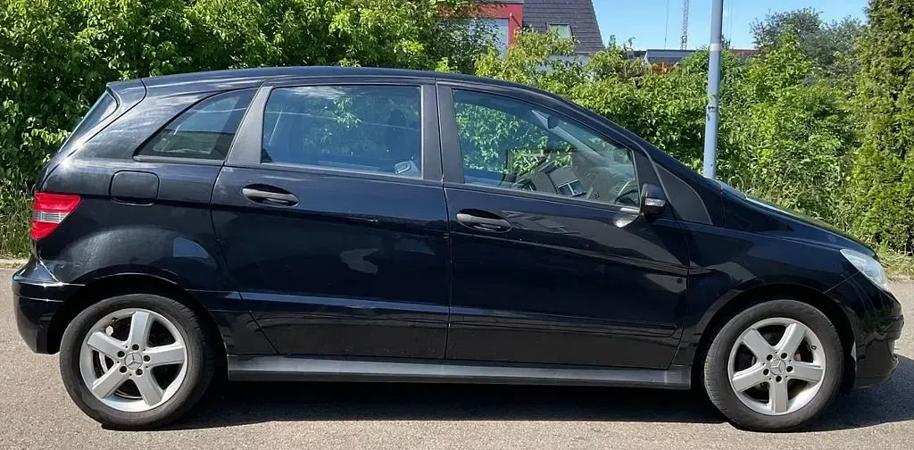 Gebraucht Mercedes B170 116 PS (85 kW) 2006 Schwarz Van / Kleinbus