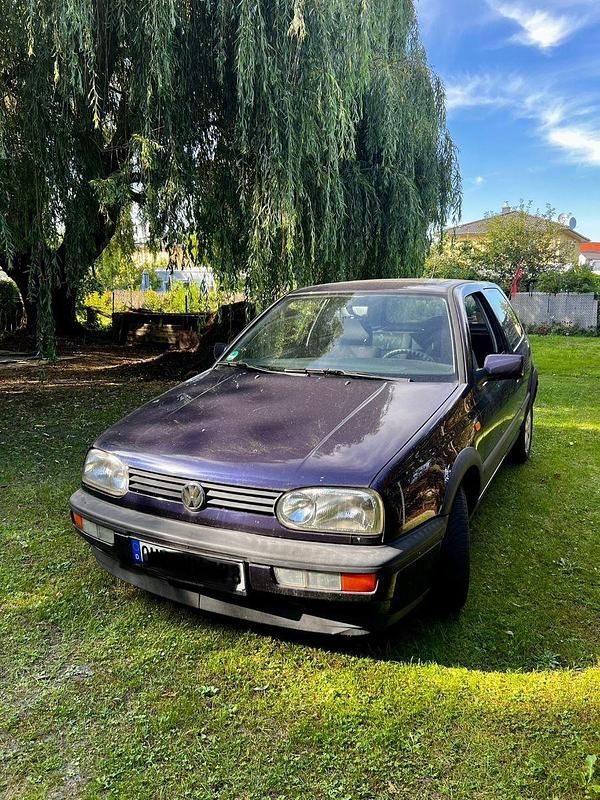 Blau Gebraucht 1996 VW Golf III Limousine | 900 € (Superpreis) - Bild 1/4