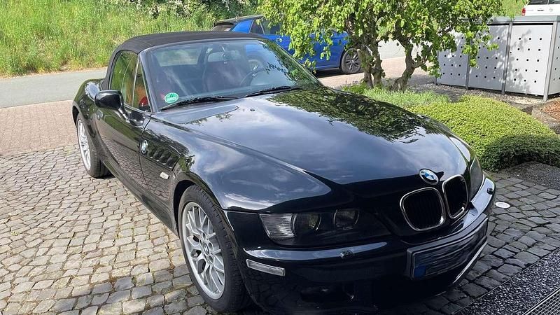 Schwarz Gebraucht 2002 BMW Z3 Performance Cabrio | 21.500 € - Bild 1/4