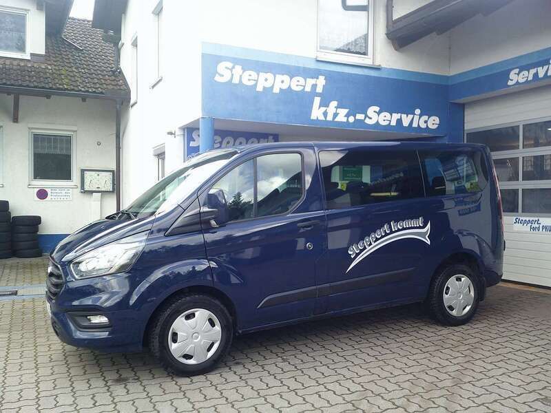 Blazerblau Gebraucht 2020 Ford Transit Custom Trend Van / Kleinbus | 22.450 € (Fairer Preis) - Bild 1/4