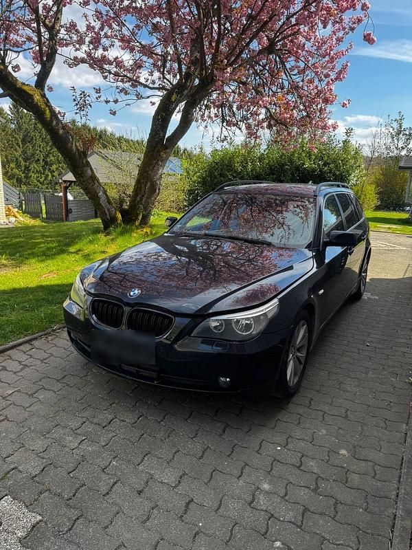 Second-hand BMW 523 2006 Negru Break