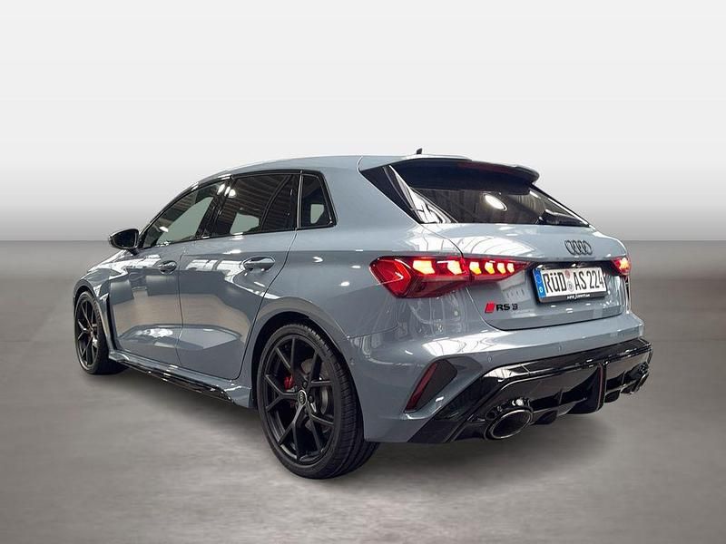 Gebraucht Audi RS3 Sport 400 PS (294 kW) 2026 Kemoragrau metallic Limousine