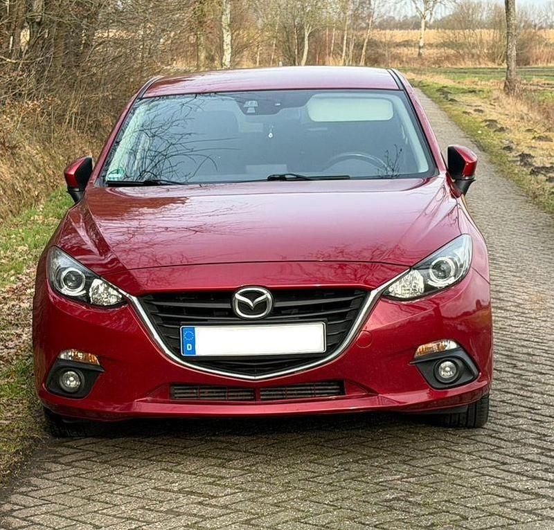 Gebraucht Mazda 3 Center-Line 150 PS (110 kW) 2015 Rot Limousine