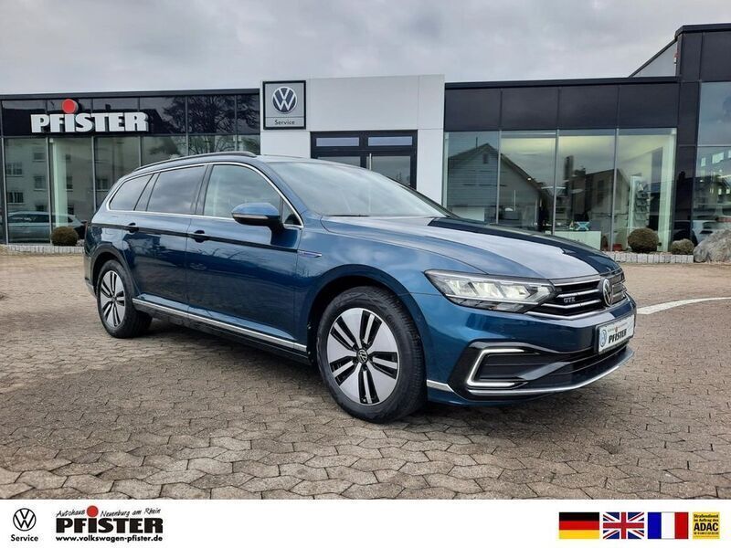 Blau Gebraucht 2021 VW Passat GTE Kombi | 26.900 € (Fairer Preis) - Bild 1/4