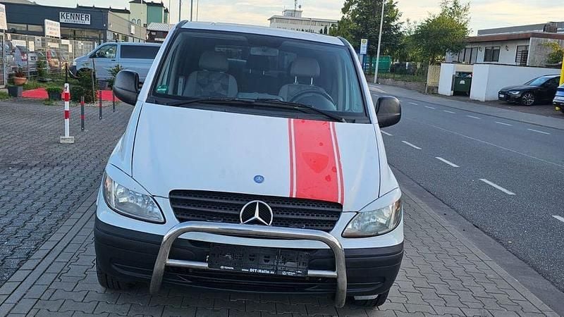 Gebraucht Mercedes Vito 116 PS (85 kW) 2009 Weiß Van