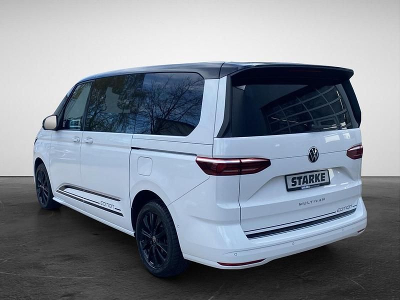 Second-hand VW Multivan Edition 150 CP (110 kW) 2024 Alb Monovolum