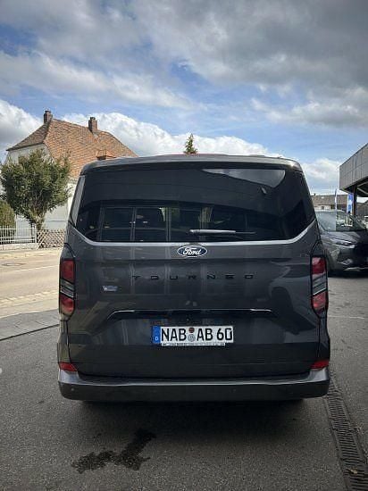 Gebraucht Ford Tourneo Custom Titanium 170 PS (125 kW) 2025 Grau Van
