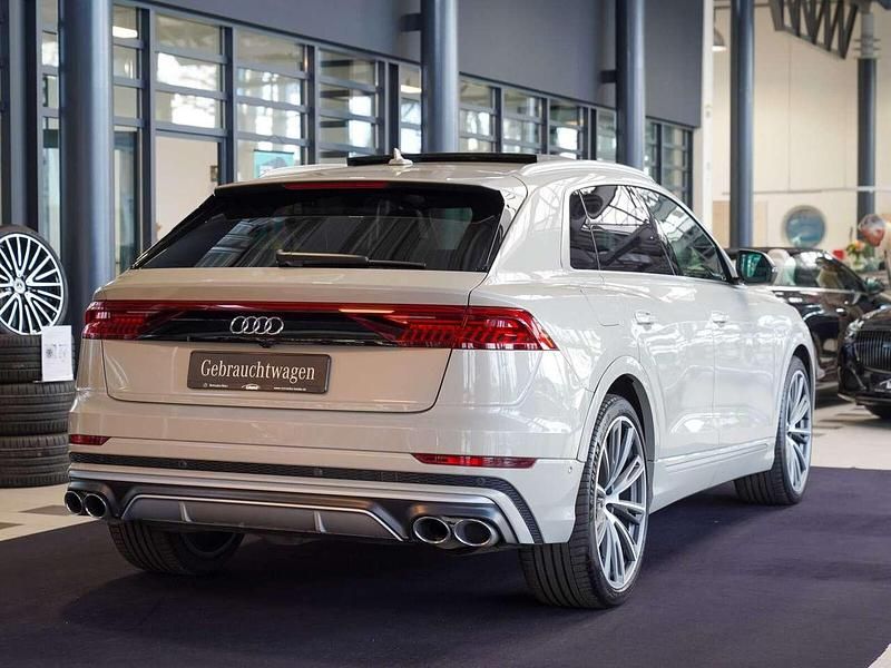 Gebraucht Audi SQ8 Sport 435 PS (319 kW) 2020 Vikunjabeige SUV