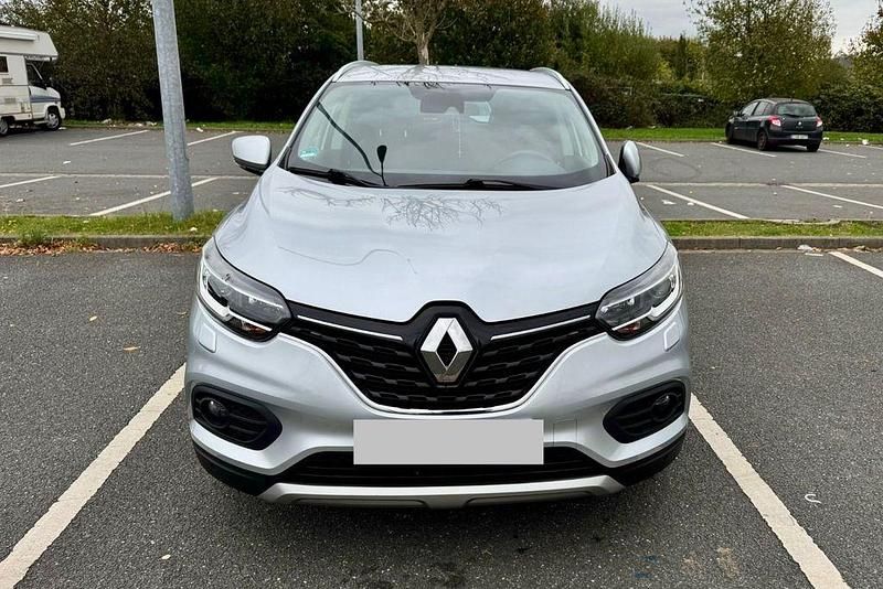 Silber Gebraucht 2019 Renault Kadjar LIMITED SUV | 11.300 € (Guter Preis) - Bild 1/4