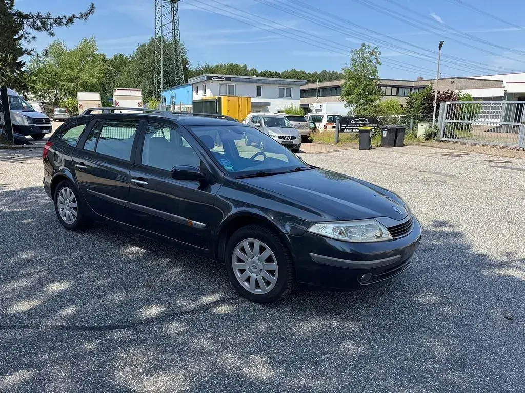 Gebraucht Renault Laguna II Privilege 140 PS (102 kW) 2002 Schwarz Limousine