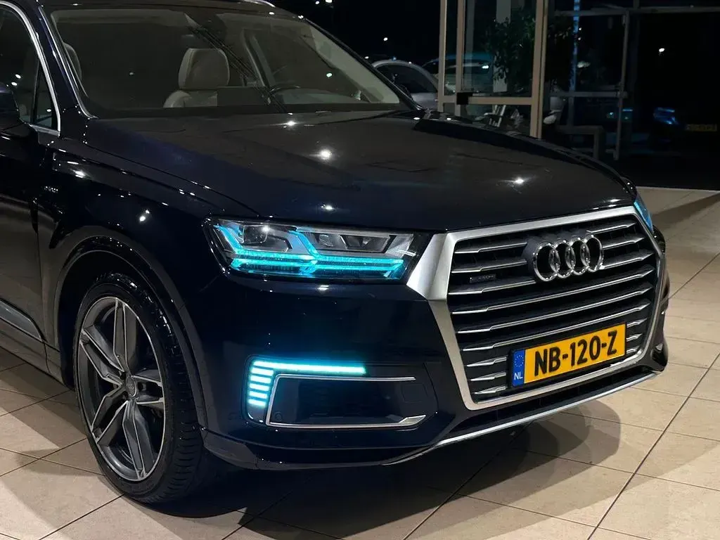 Gebraucht Audi Q7 258 PS (189 kW) 2016 Blau SUV