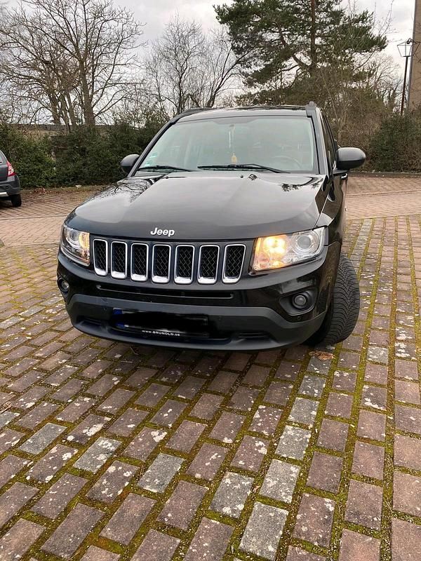 Second-hand Jeep Compass 136 CP (100 kW) 2012 Negru SUV
