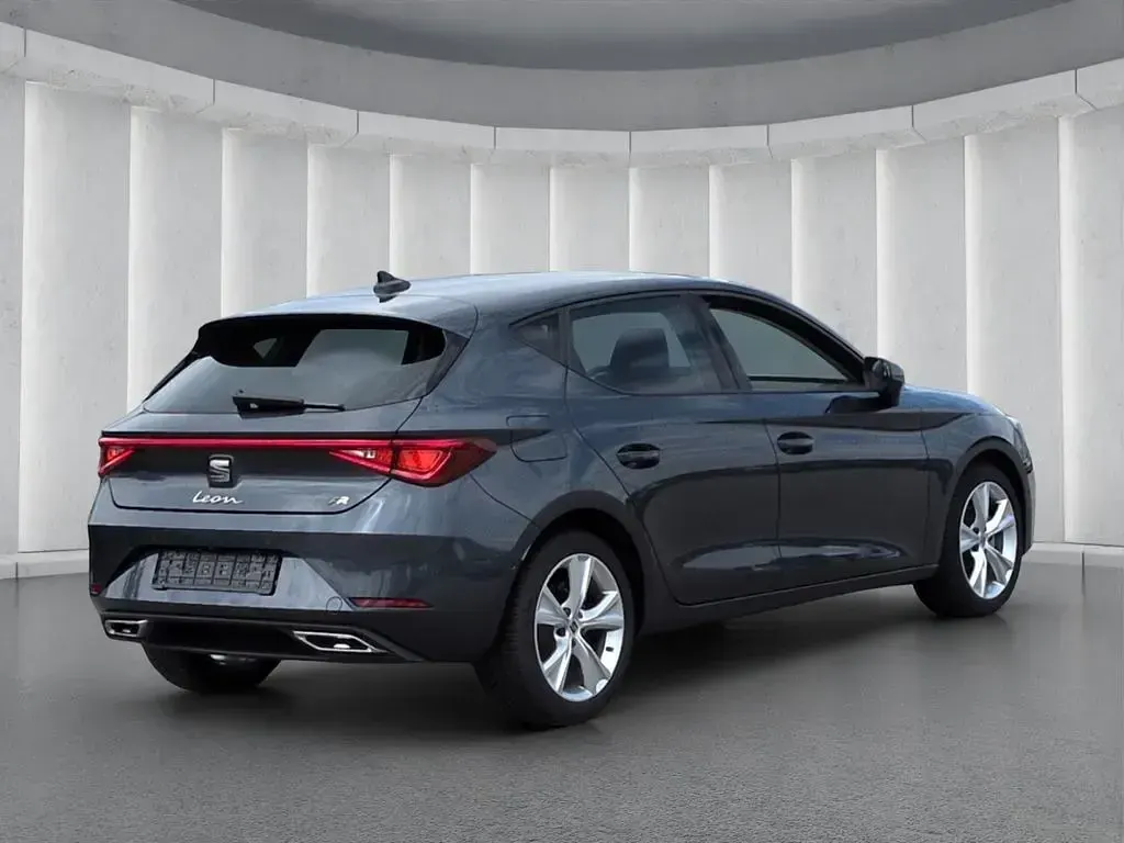 Gebraucht Seat Leon FR 150 PS (110 kW) 2025 Grau Limousine