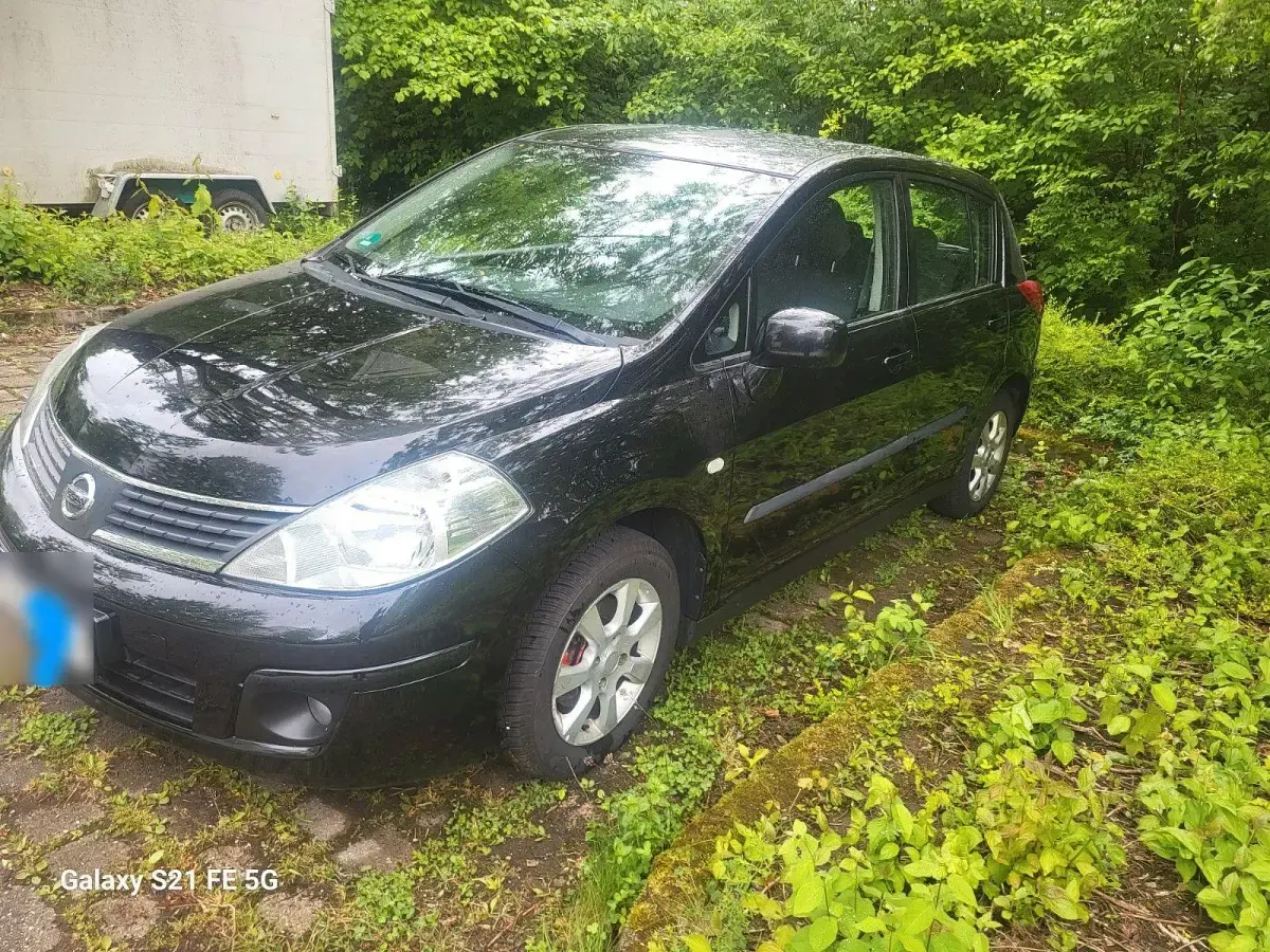 Gebraucht Nissan Tiida Acenta 110 PS (80 kW) 2008 Schwarz Limousine