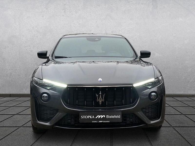 Gebraucht Maserati Levante 430 PS (316 kW) 2021 Grigio maratea SUV