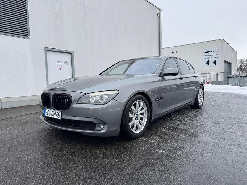 Gebraucht BMW 730L Performance 245 PS (180 kW) 2010 Grau Limousine