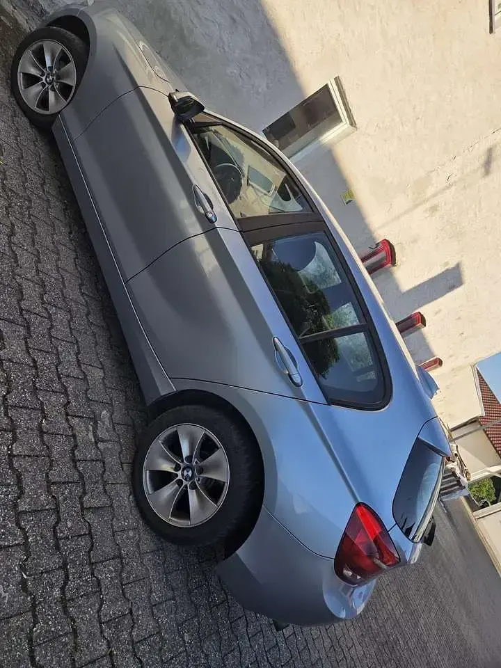 Gebraucht BMW 114 Sport Line 102 PS (75 kW) 2014 Blau Kleinwagen