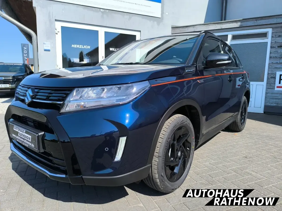 Neu Suzuki Vitara Comfort+ 129 PS (94 kW) 2026 Sphere blue pearl metallic / c SUV