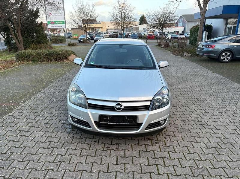 Gebraucht Opel Astra Sport 200 PS (147 kW) 2005 Starsilber iii m2 Kleinwagen
