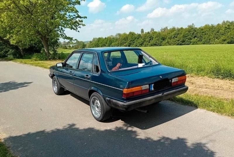 Second-hand Audi 80 54 CP (39 kW) 1984 Albastru Berlinǎ