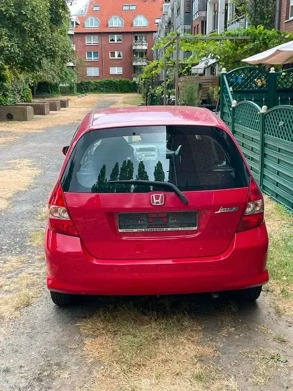 Gebraucht Honda Jazz 83 PS (61 kW) 2008 Rot Kleinwagen